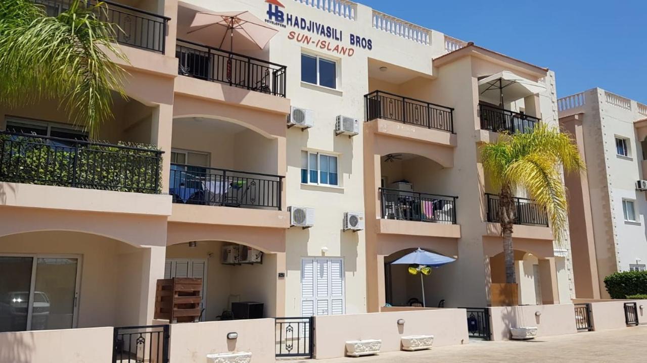 Petras Cozy Nest, 1-Bedroom Apt., Paphos-Universal Екстер'єр фото