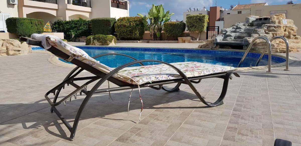 Petras Cozy Nest, 1-Bedroom Apt., Paphos-Universal Екстер'єр фото