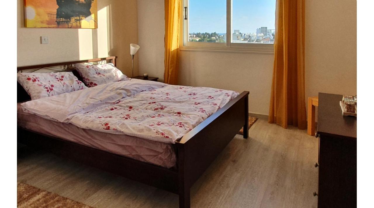 Petras Cozy Nest, 1-Bedroom Apt., Paphos-Universal Екстер'єр фото